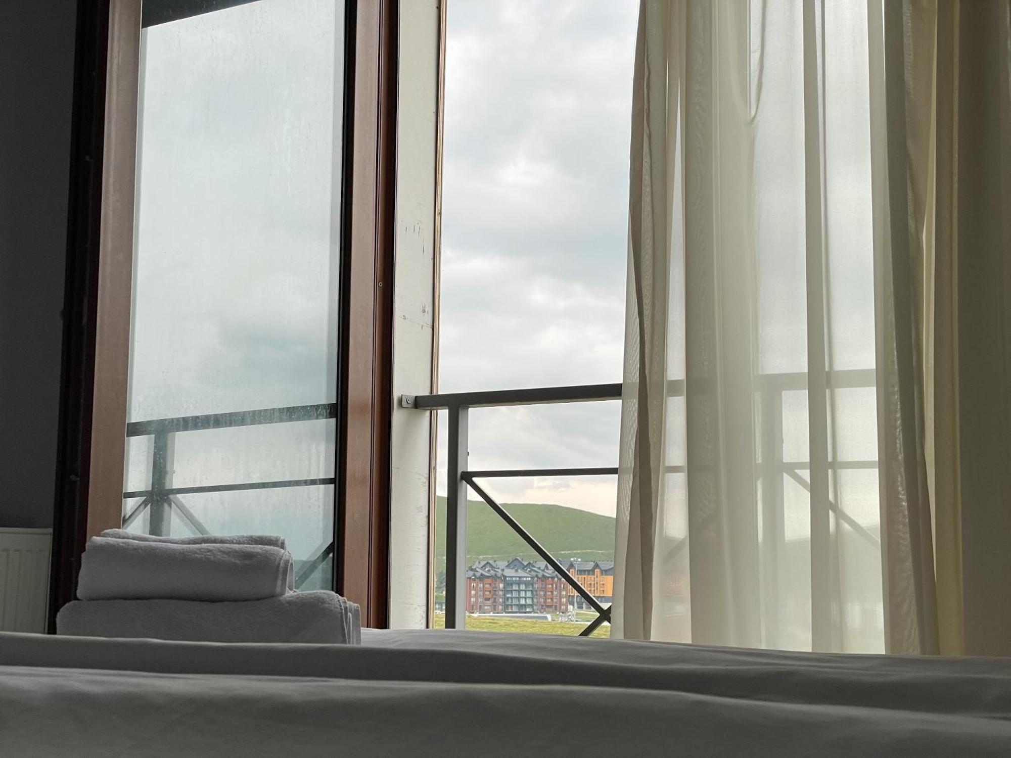 Rezohut Hotel Gudauri Ngoại thất bức ảnh